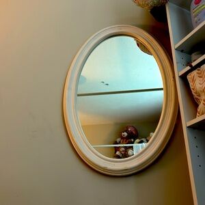 White 17 inch mirror looking to sell we can negotiate a price if needed